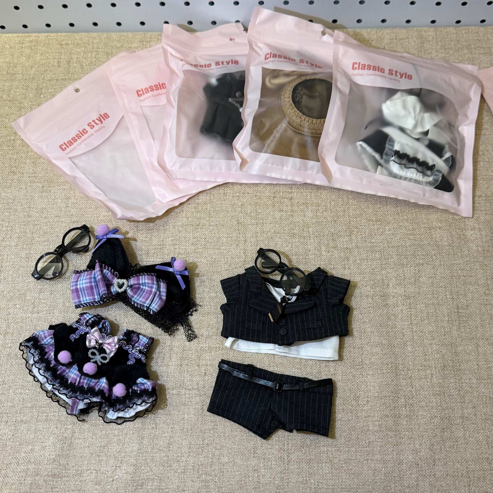 Blind Box 【5-25】 Clothes Sets (NO DOLL) for 17cm Doll, The specific quantity depends on the options in the link.